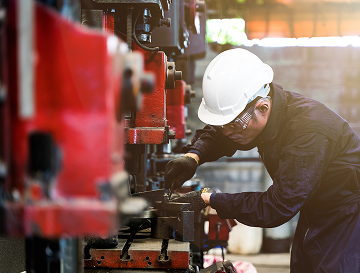 現場に強い。工程・設備を理解した申請ができる